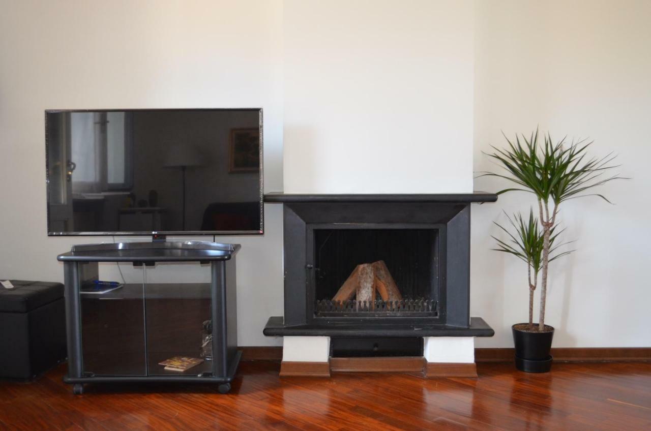 Cozy One Bedroom Apartment In Milano, Brera Esterno foto
